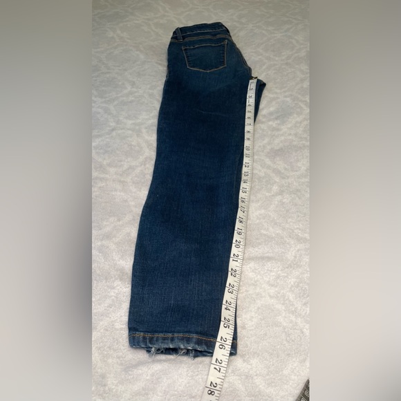 Level 99 medium wash denim pants, size 26. Excellent condition. - Picture 5 of 7